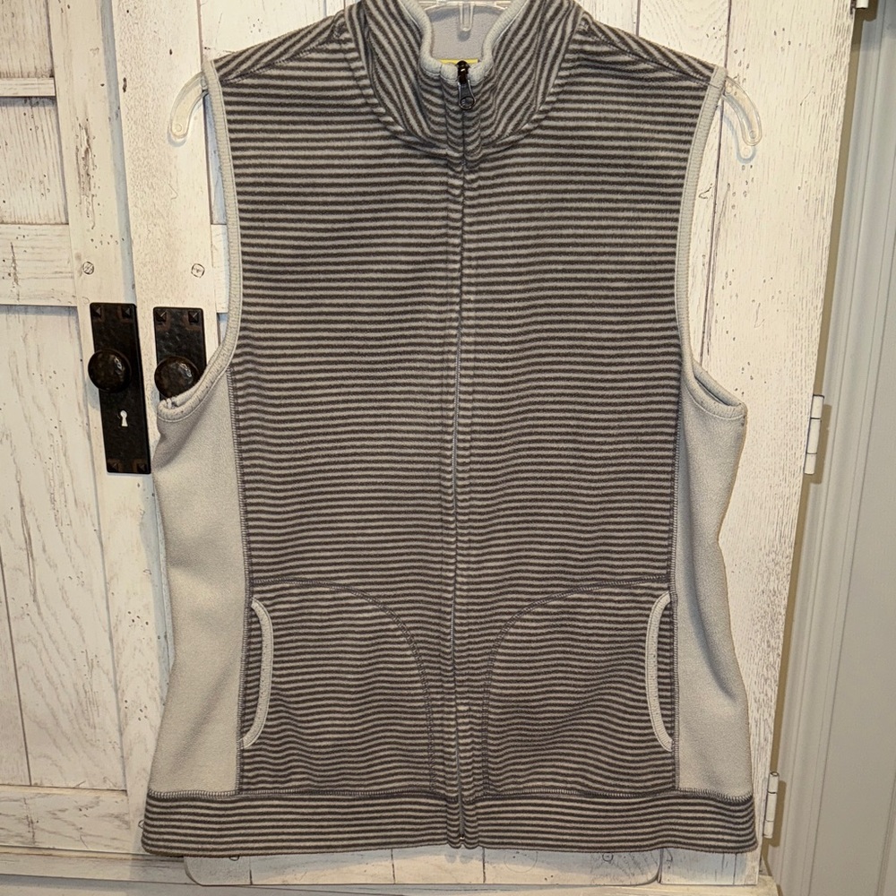 Old Navy Gray Striped Vest